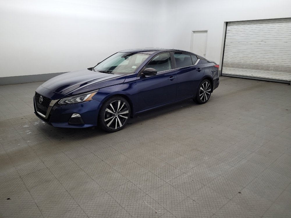 Used 2021 Nissan Altima 2.5 SR w/ SR Premium Package FWD image 2