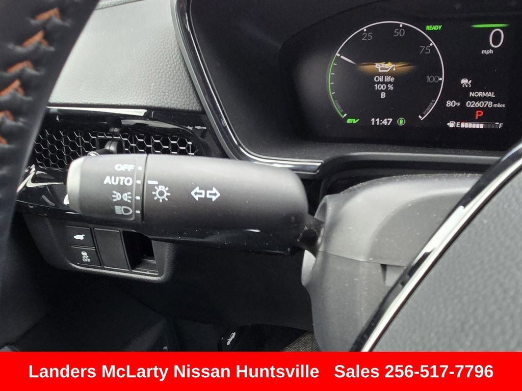 Used 2025 Honda CR-V Sport Touring image 28