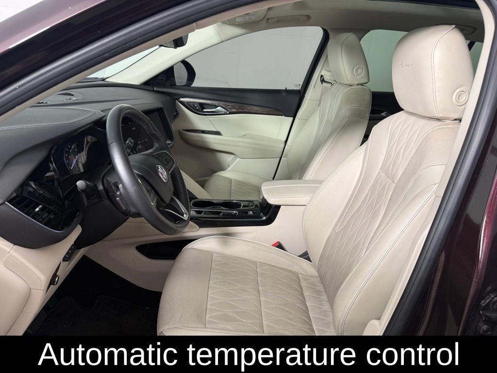Used 2023 Buick Envision Avenir image 13