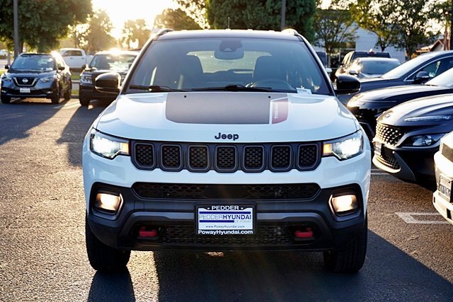 Used 2023 Jeep Compass Trailhawk image 5