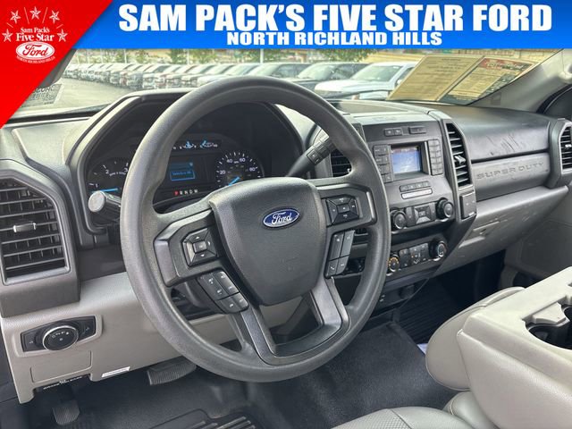 Used 2020 Ford F550 2WD Regular Cab Super Duty image 12