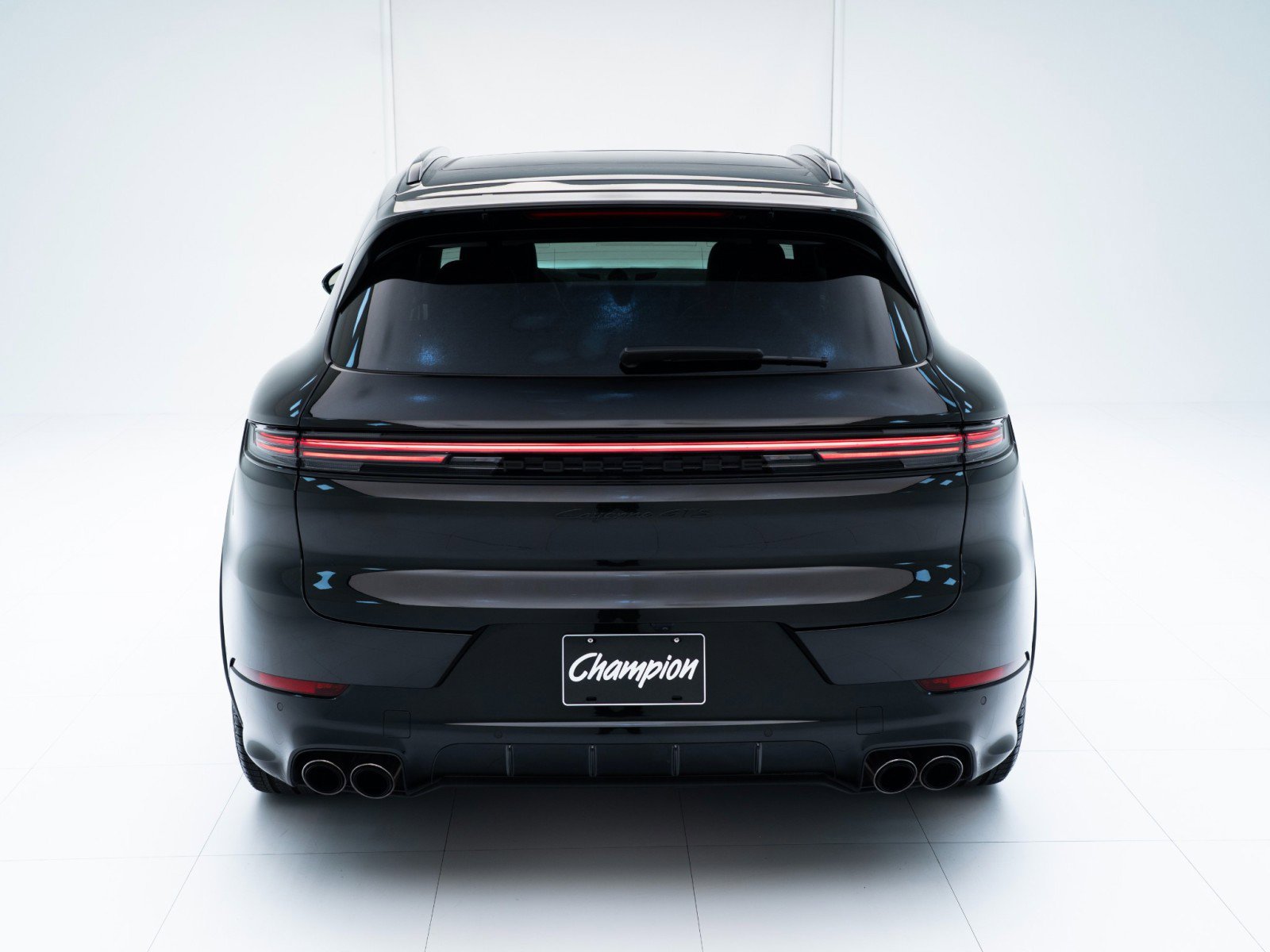 Certified 2025 Porsche Cayenne GTS image 10