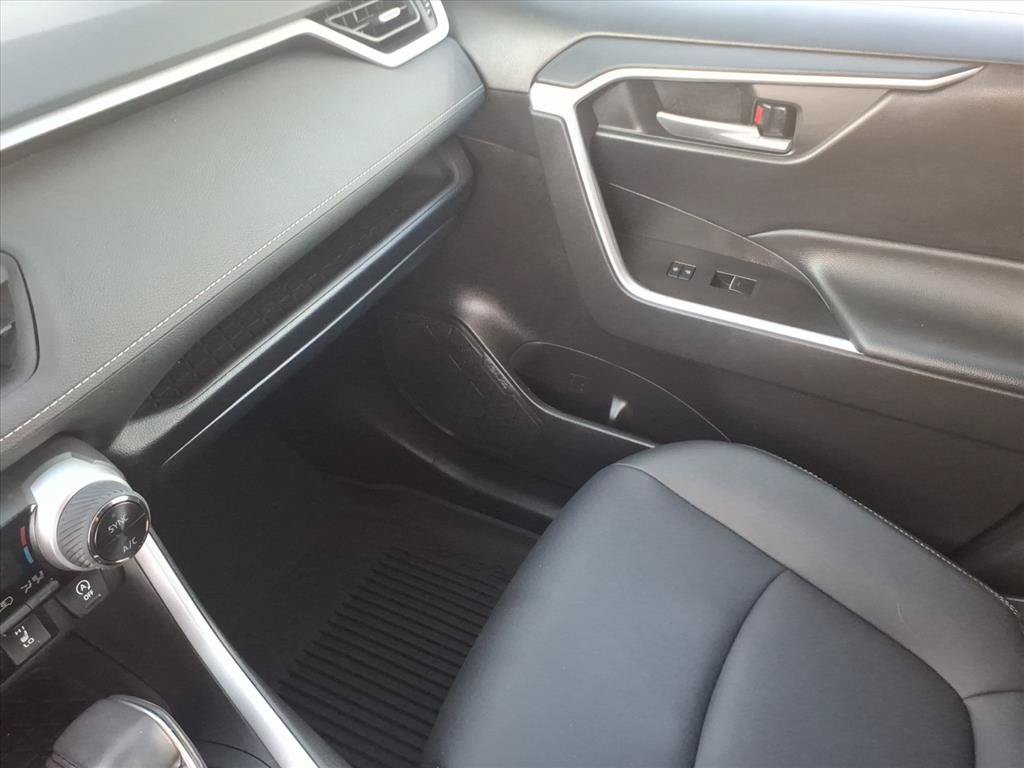 Used 2025 Toyota RAV4 XLE Premium w/ Weather Package AWD/4WD image 38