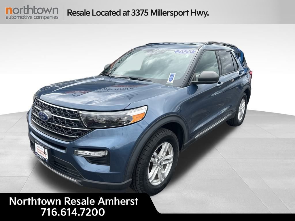 Used 2020 Ford Explorer XLT w/ Equipment Group 202A image 2