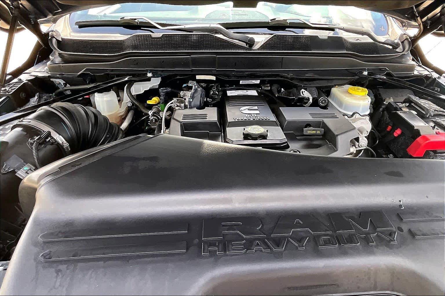 Used 2019 RAM 2500 Laramie image 32