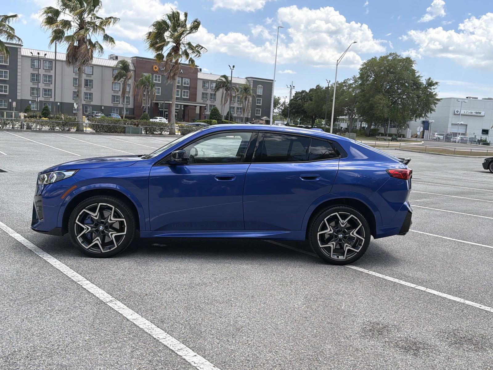 Used 2025 BMW X2 M35i AWD/4WD image 7