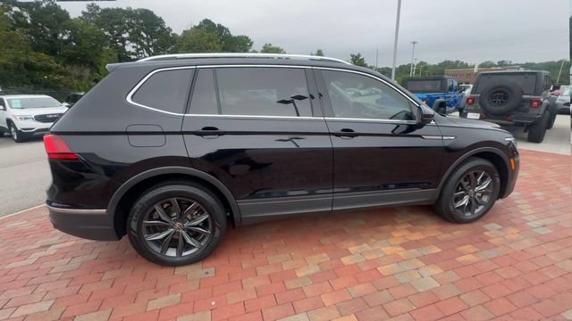 Used 2023 Volkswagen Tiguan SE FWD image 3