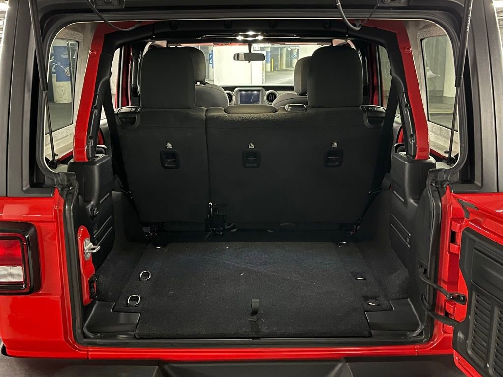 Used 2021 Jeep Wrangler Unlimited Sport image 29
