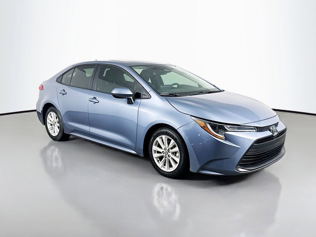 Used 2023 Toyota Corolla LE w/ LE Premium Package image 3