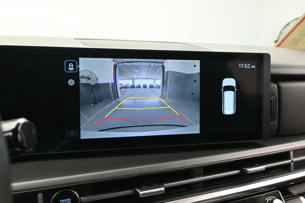 Used 2025 Hyundai Santa Fe SE FWD image 18