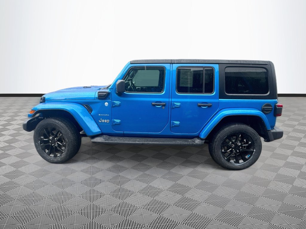 Certified 2023 Jeep Wrangler Unlimited Sahara w/ Cold Weather Group AWD/4WD image 9