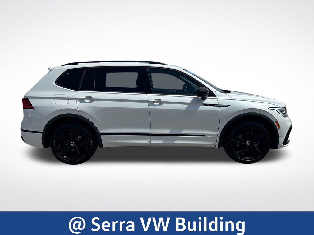 Used 2024 Volkswagen Tiguan SE R-Line AWD/4WD image 7