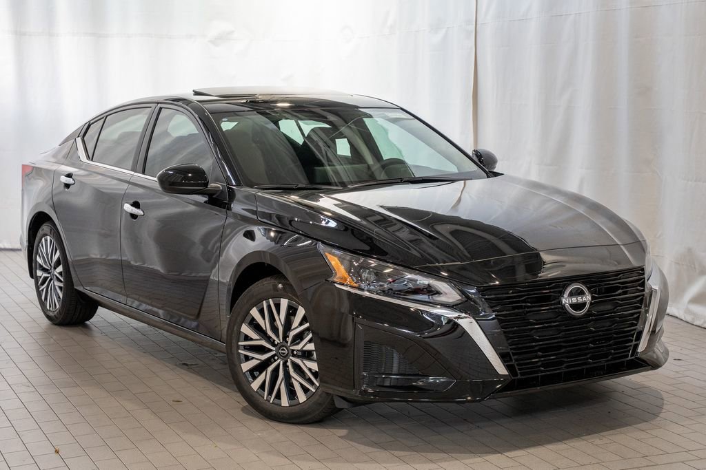 New 2025 Nissan Altima 2.5 SV w/ SV Premium Package