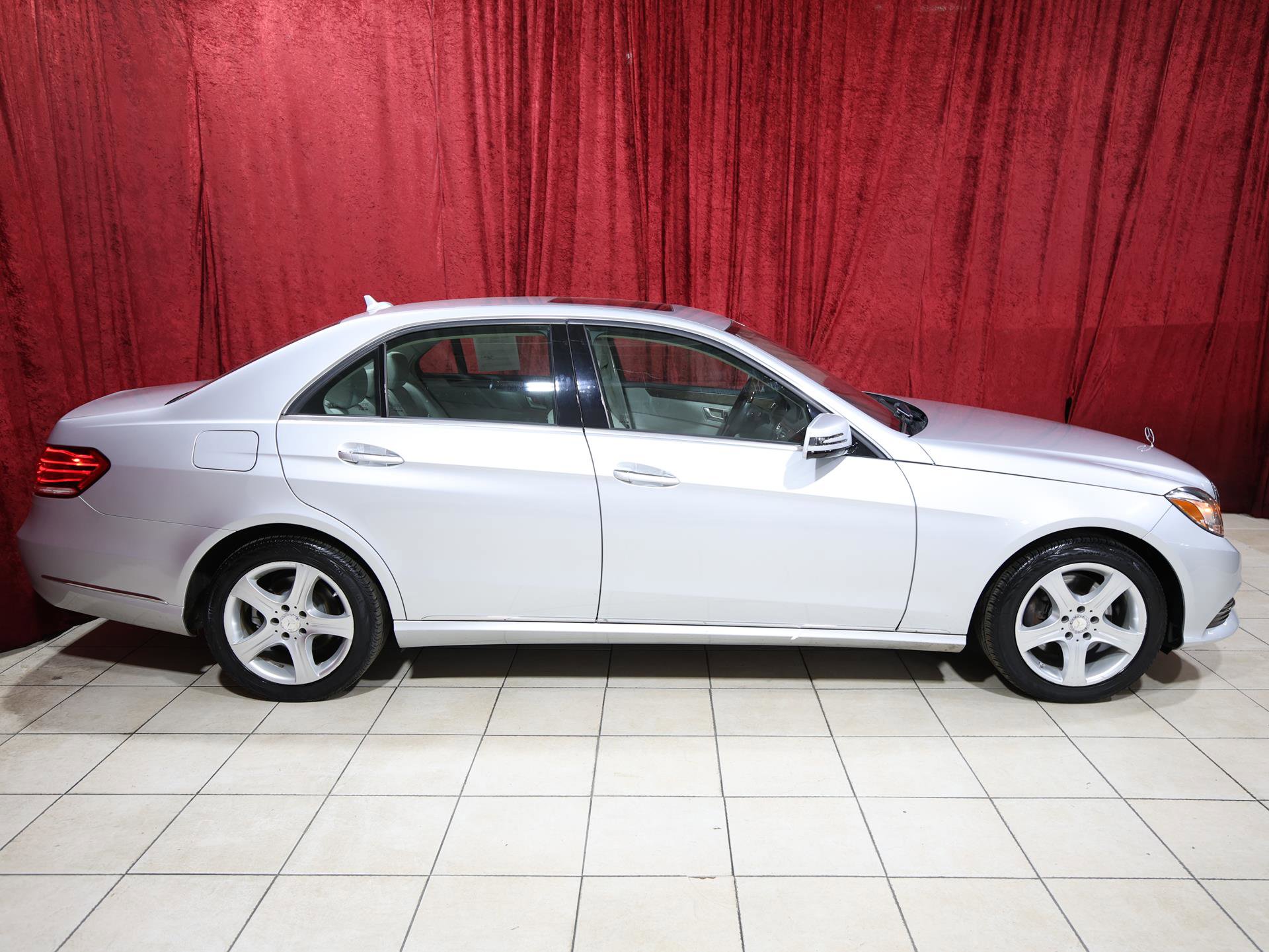Used 2014 Mercedes-Benz E 350 w/ Premium 1 Package image 8