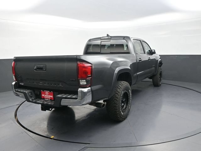 Used 2019 Toyota Tacoma SR5 AWD/4WD image 8