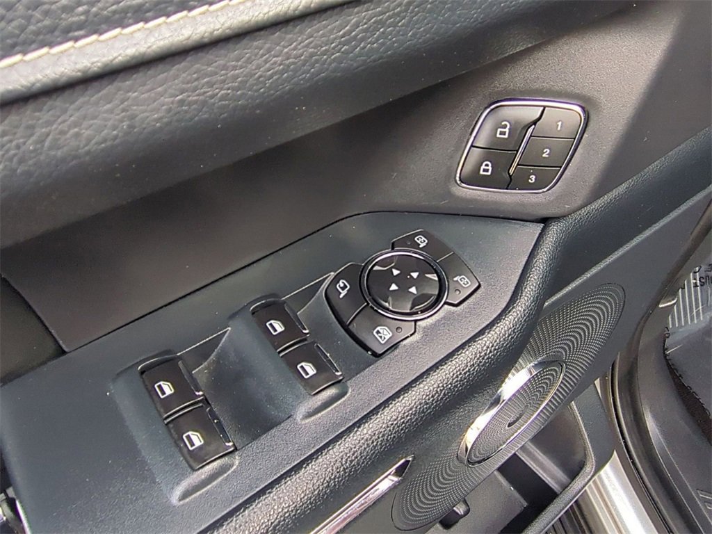 Used 2022 Ford Expedition XLT image 22