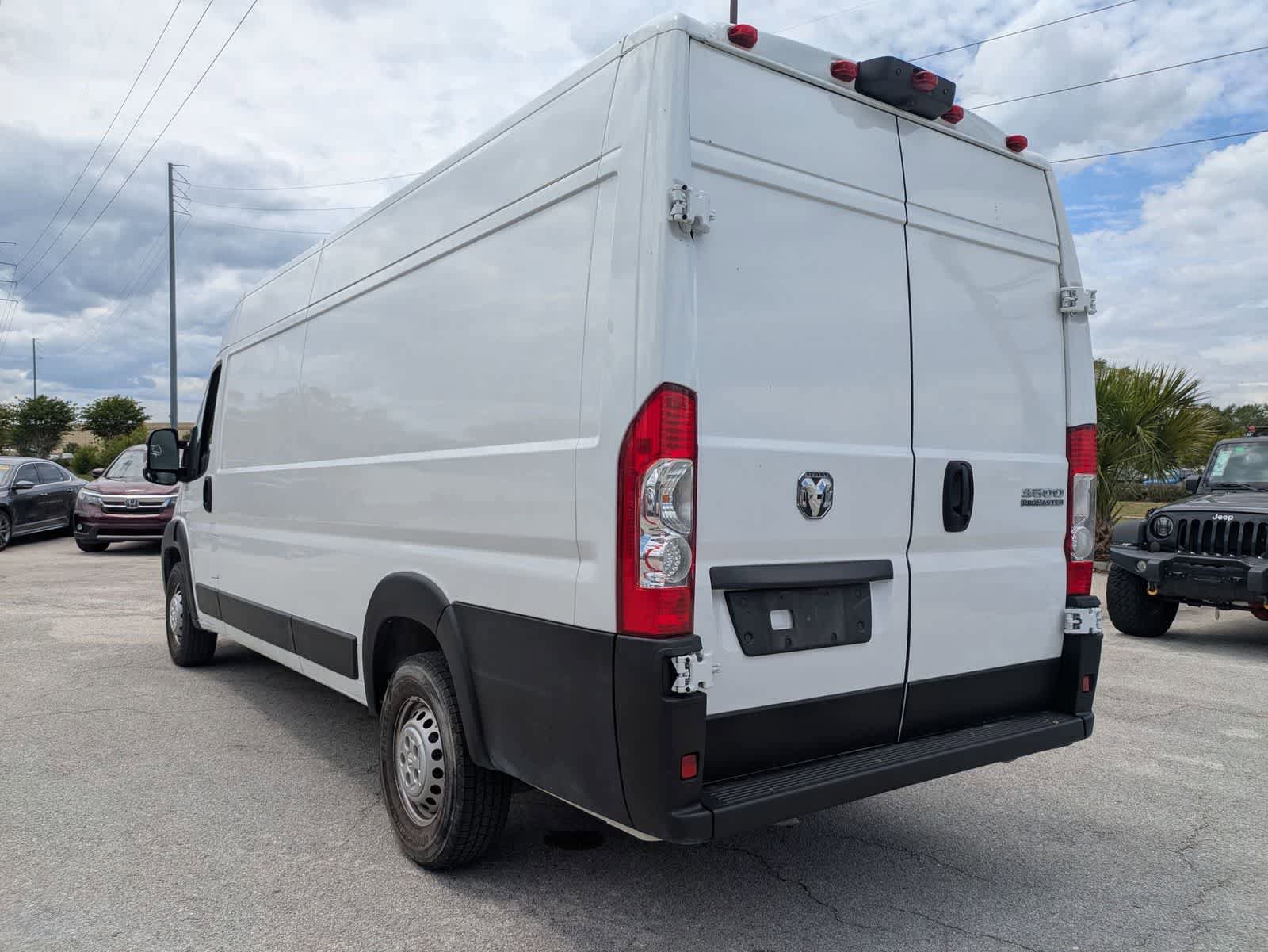 Used 2025 RAM ProMaster 3500 w/ Convenience Group FWD image 6