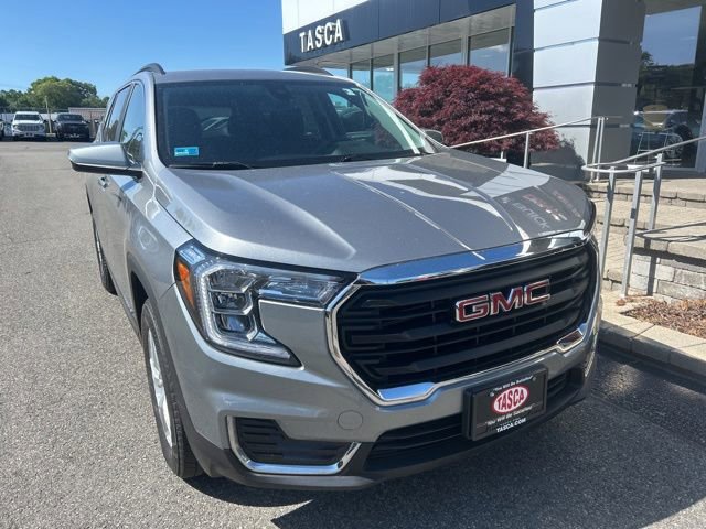 Used 2023 GMC Terrain SLE w/ Driver Convenience Package