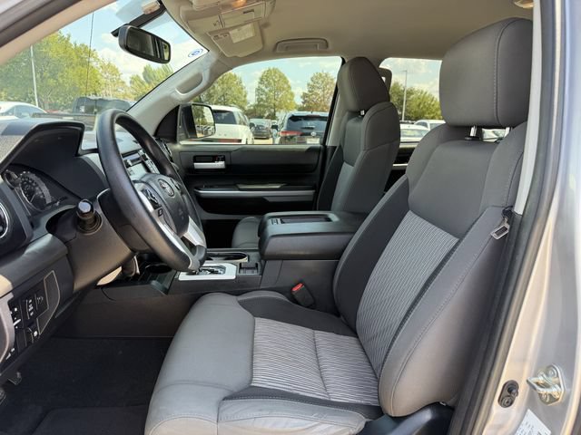 Used 2017 Toyota Tundra SR5 w/ SR5 Upgrade Package AWD/4WD image 23