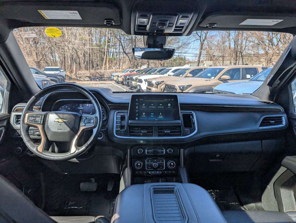Used 2022 Chevrolet Tahoe High Country w/ Premium Package 2 AWD/4WD image 22