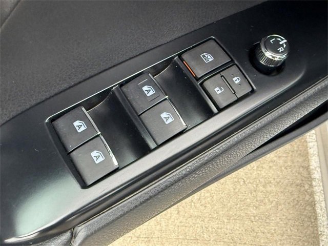 Used 2020 Toyota Camry XSE image 15