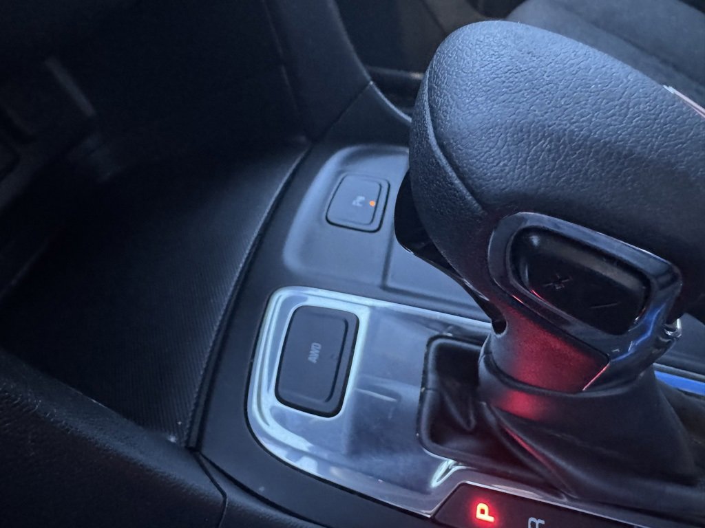 Used 2023 Chevrolet Equinox LT image 15