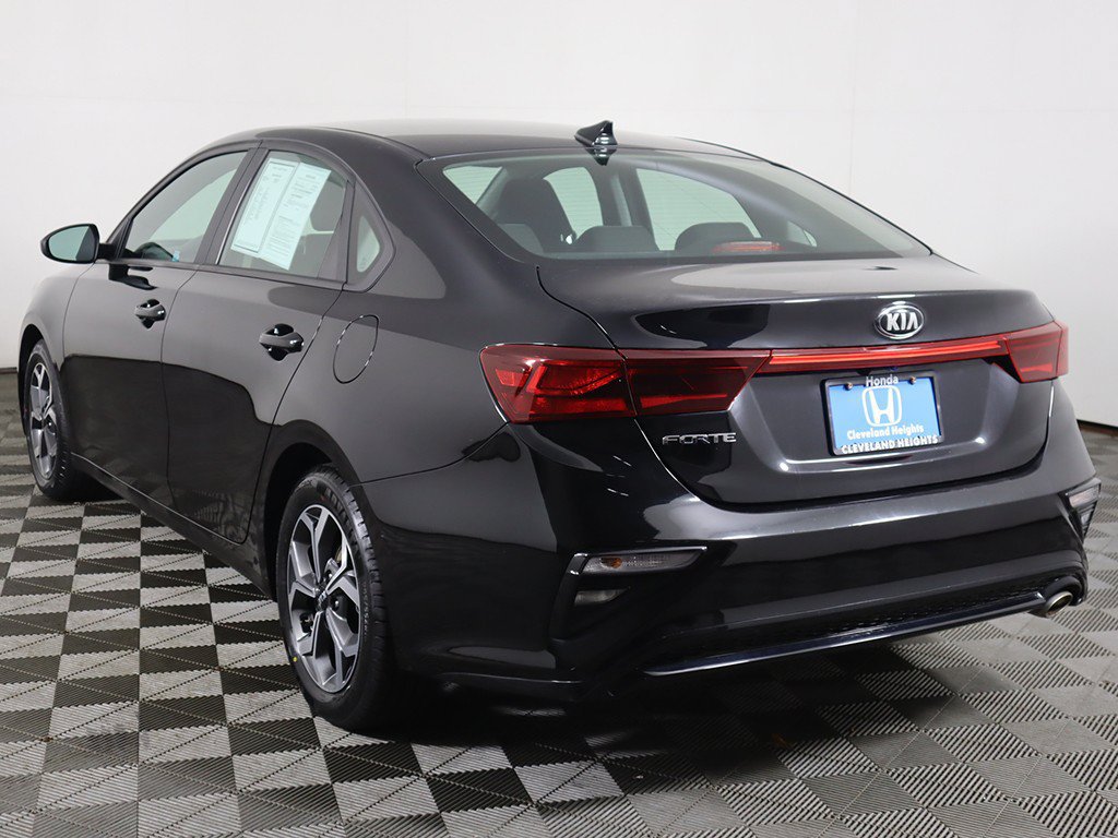 Used 2020 Kia Forte LXS FWD image 6