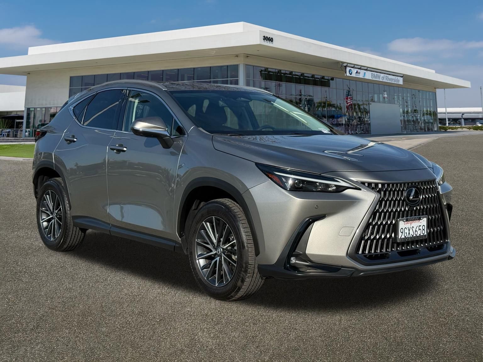 Used 2024 Lexus NX 350 AWD w/ Vision Package image 2