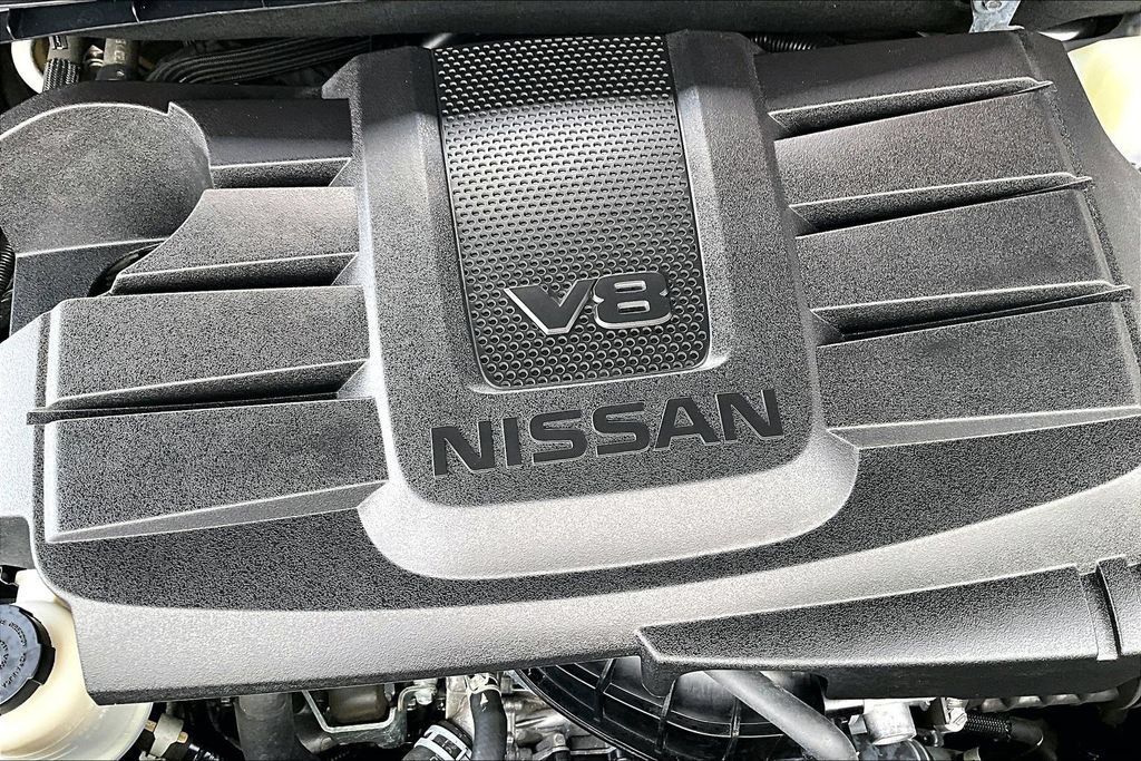 Used 2024 Nissan Titan PRO-4X w/ Pro-4x Convenience Package AWD/4WD image 33