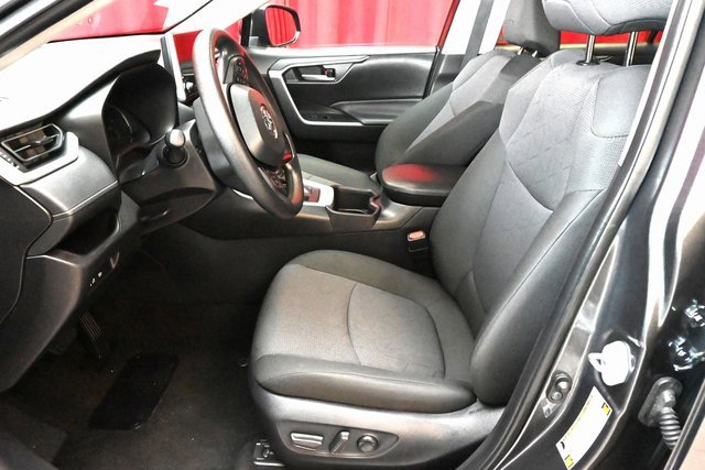 Certified 2025 Toyota RAV4 XLE image 4