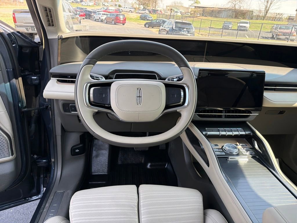 Used 2024 Lincoln Nautilus Reserve w/ Equipment Group 203A image 15