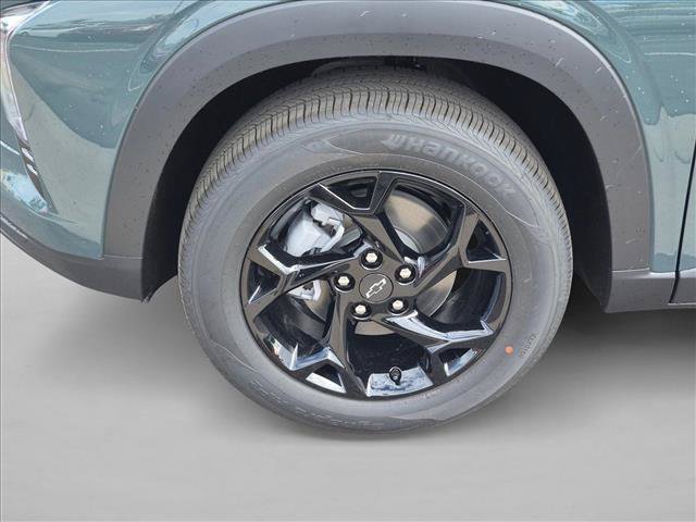 New 2026 Chevrolet Trax LT w/ Driver Confidence Package FWD image 10