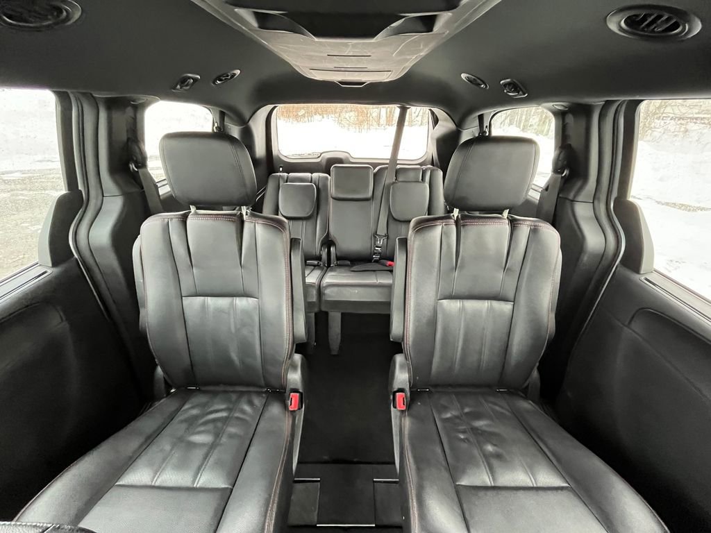 Used 2019 Dodge Grand Caravan GT image 16