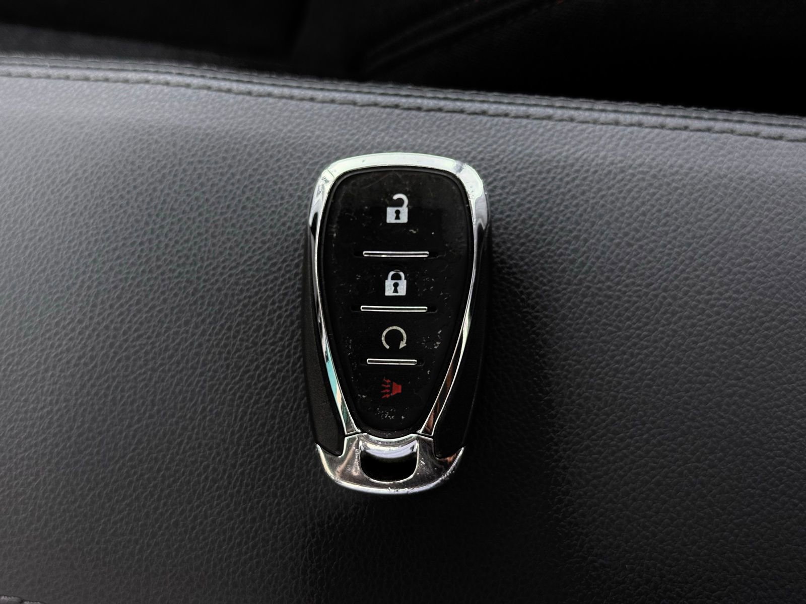 Used 2018 Chevrolet Bolt LT FWD image 57