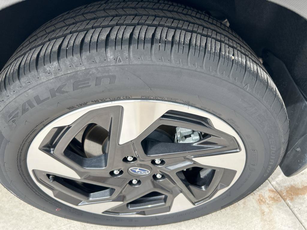 Certified 2024 Subaru Crosstrek 2.5i Limited AWD/4WD image 6