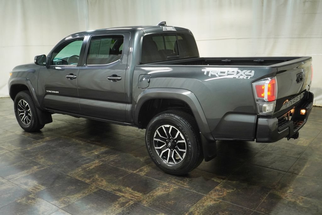 Used 2023 Toyota Tacoma TRD Sport w/ Technology Package AWD/4WD image 7