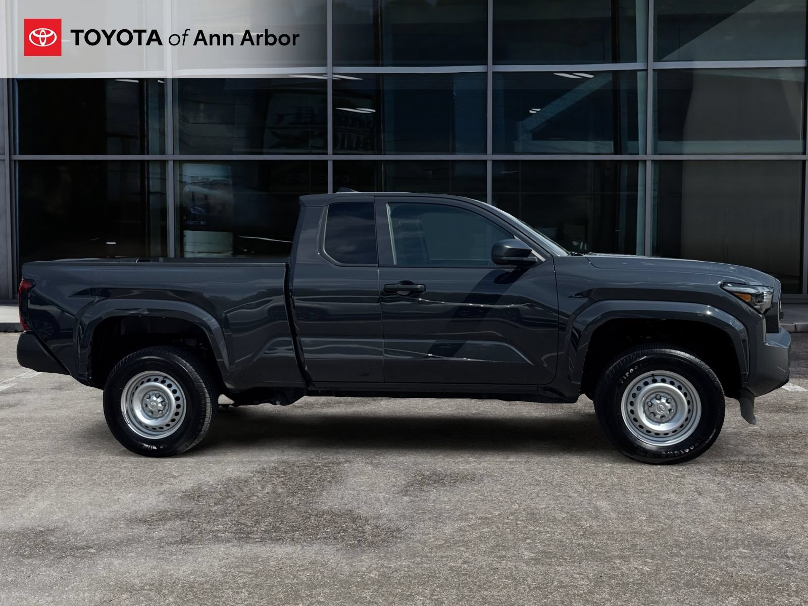 Used 2025 Toyota Tacoma SR AWD/4WD image 10