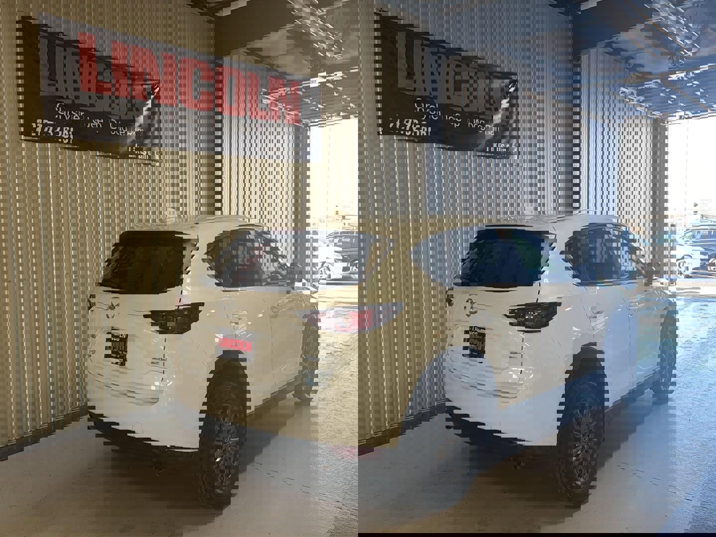 Used 2021 MAZDA CX-5 Touring image 6