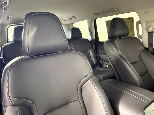 Used 2025 Nissan Armada SV RWD image 52