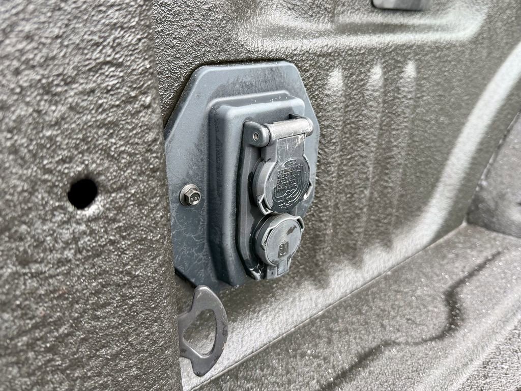 Used 2023 Ford F350 Lariat w/ Lariat Ultimate Package image 16