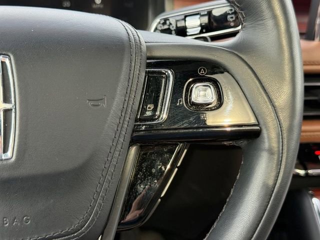Used 2023 Lincoln Aviator Reserve w/ Elements Package Plus image 17