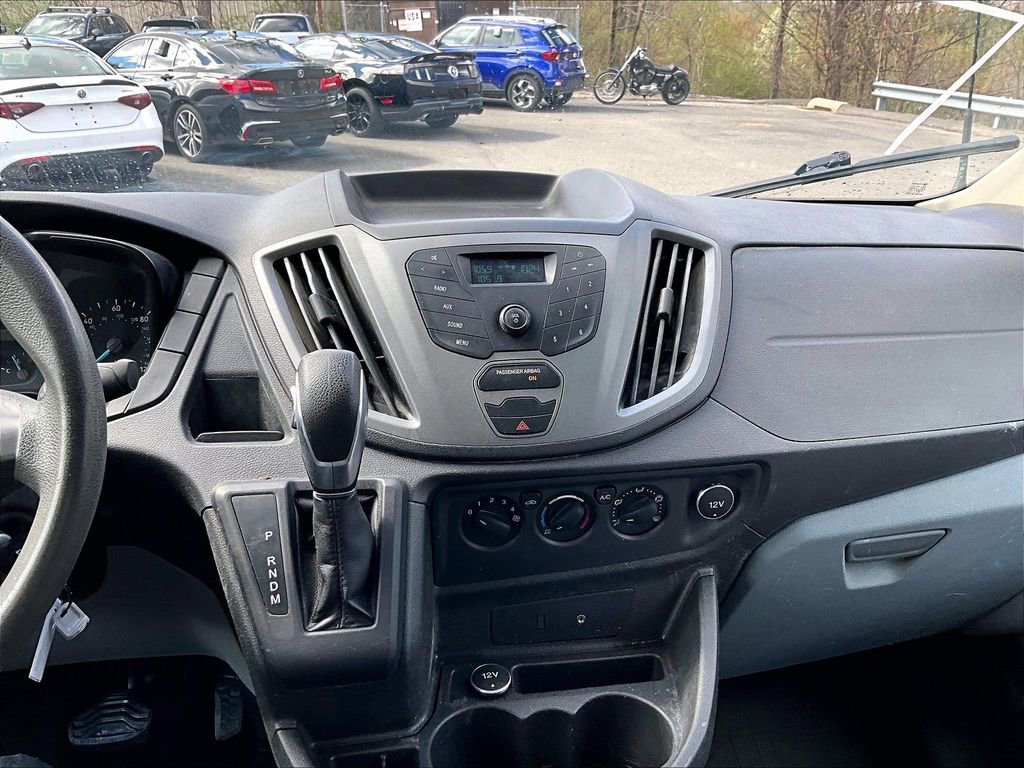 Used 2016 Ford Transit 250 130 Medium Roof RWD image 27