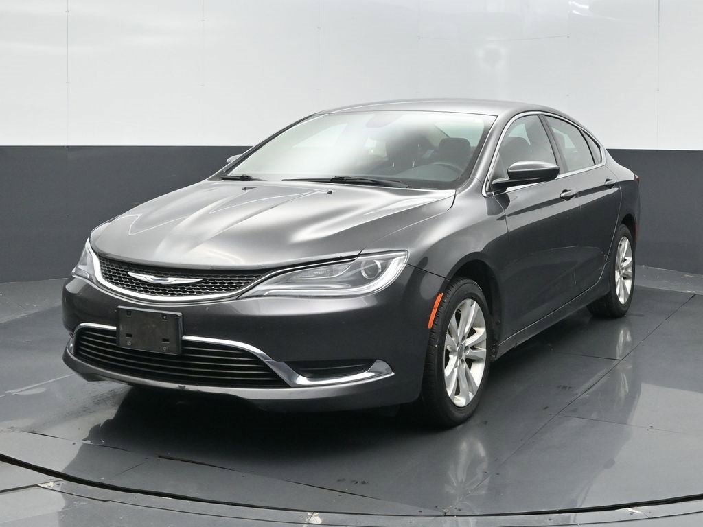Used 2015 Chrysler 200 Limited w/ Convenience Group image 7
