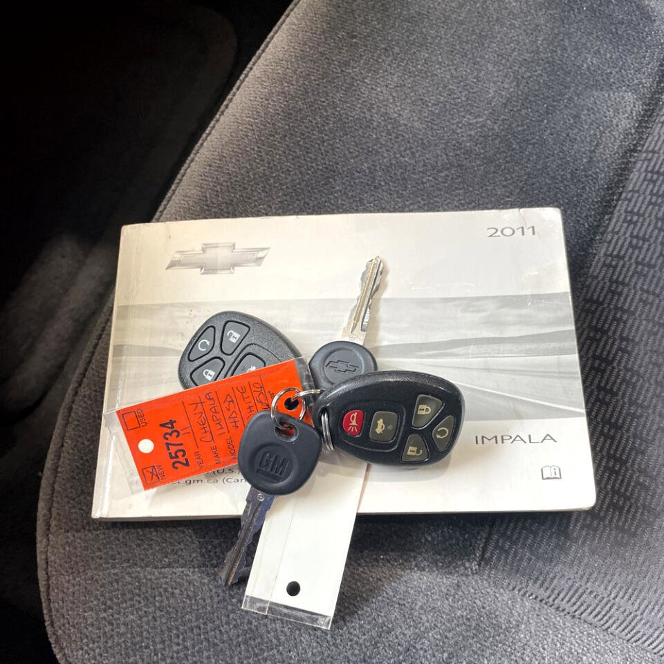Used 2011 Chevrolet Impala LT image 16