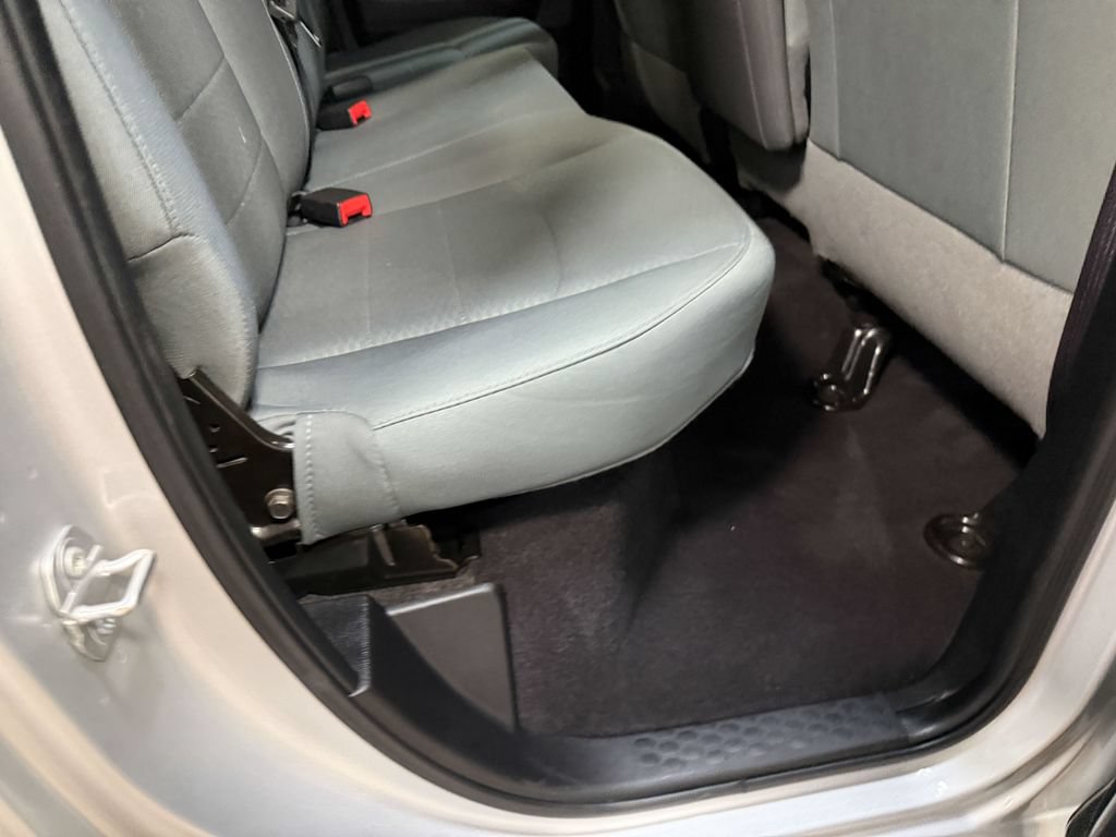 Used 2017 RAM 1500 Express RWD image 66