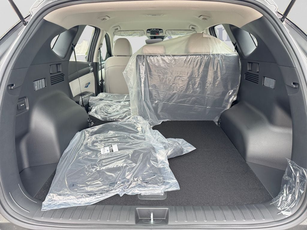 New 2026 Hyundai Tucson SE AWD/4WD image 4