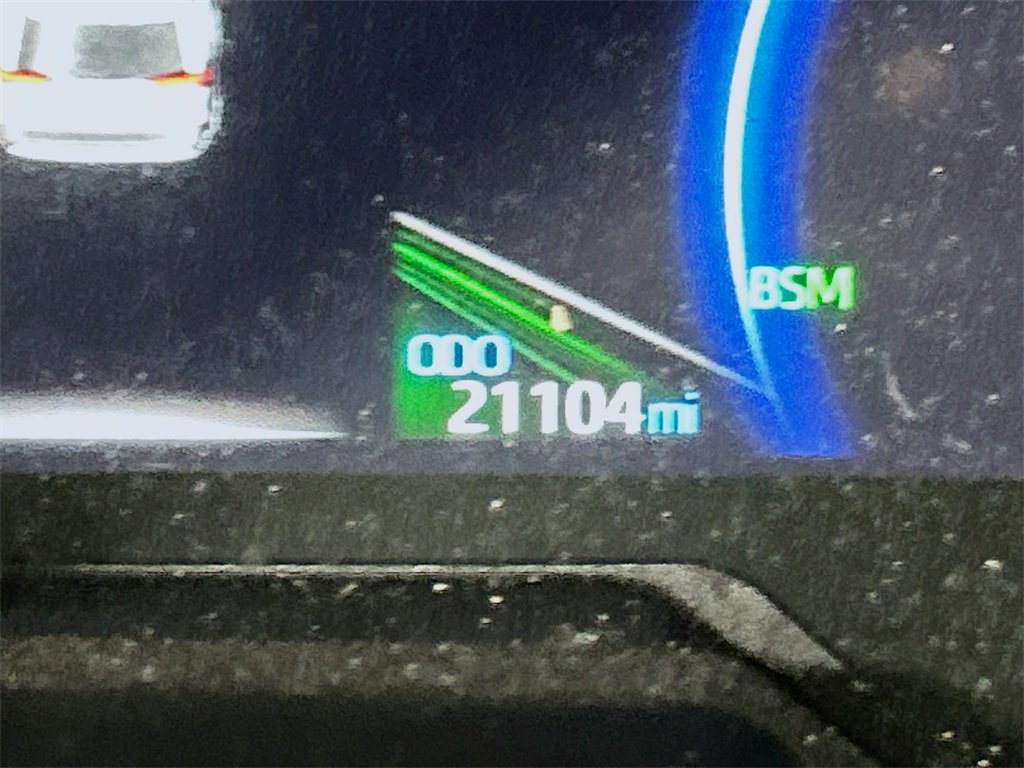 Used 2024 Toyota RAV4 XLE image 10