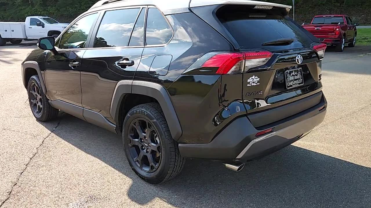 Used 2021 Toyota RAV4 TRD Off-Road image 6