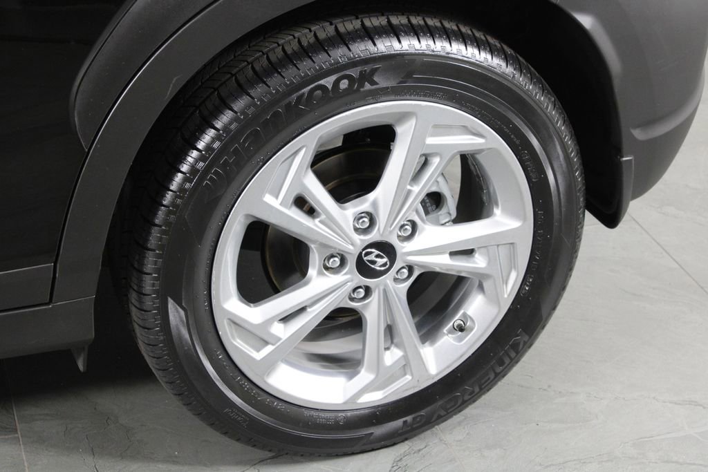 Certified 2023 Hyundai Kona SEL image 11