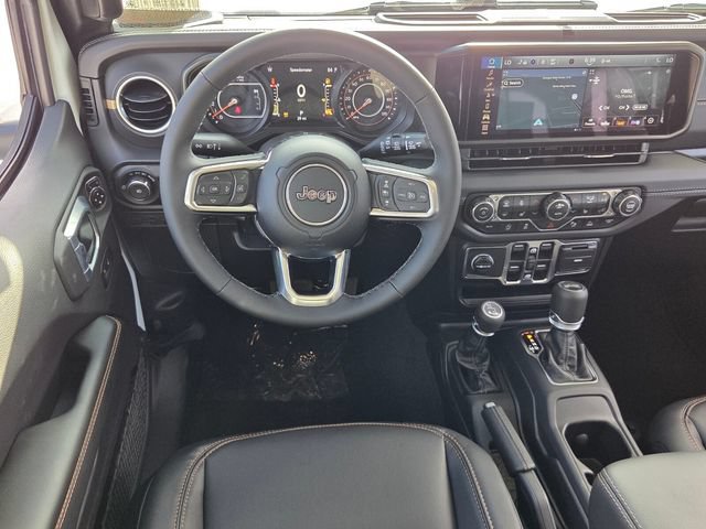 New 2026 Jeep Wrangler Unlimited Sahara AWD/4WD image 13